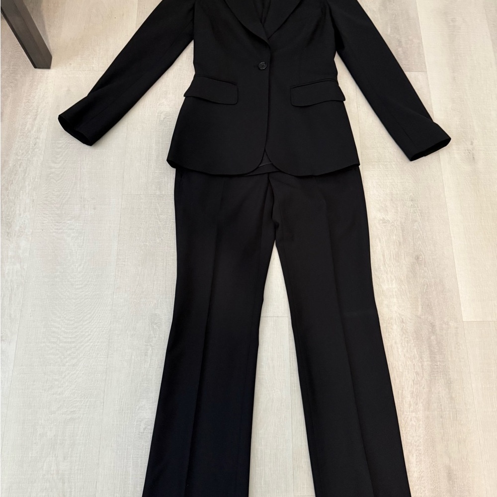 Theory Black Pantsuit Professional Set